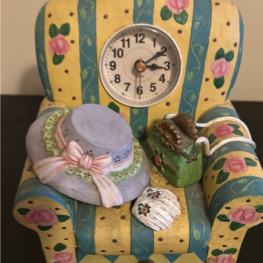 Ganz Belle Decorative Chair Clock